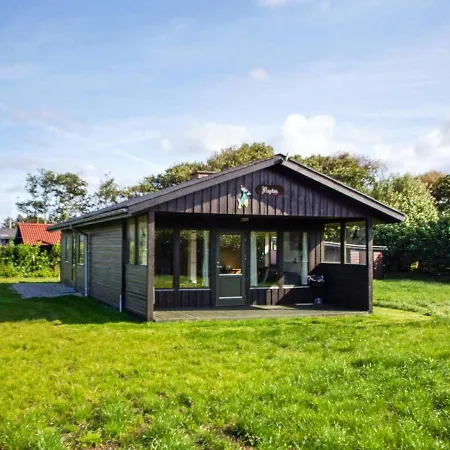 Captivating Holiday In Jutland With Terrace Vakantiehuis *